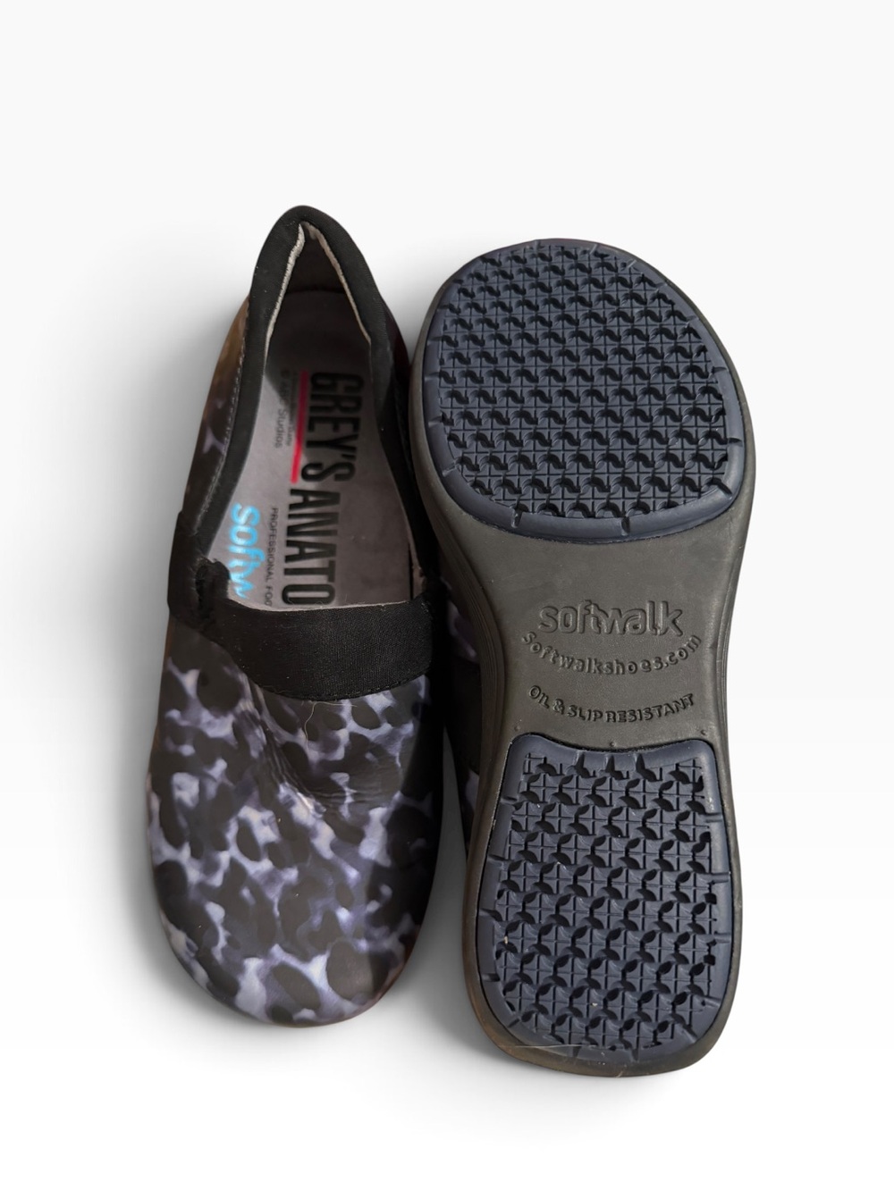 Grey's Anatomy by Softwalk
Multicolor Lightweight Nursing
Clogs Size 6 Comfort